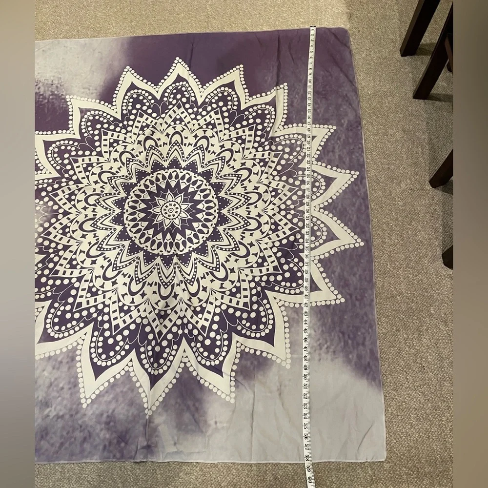 Mandala purple/white tapestry
